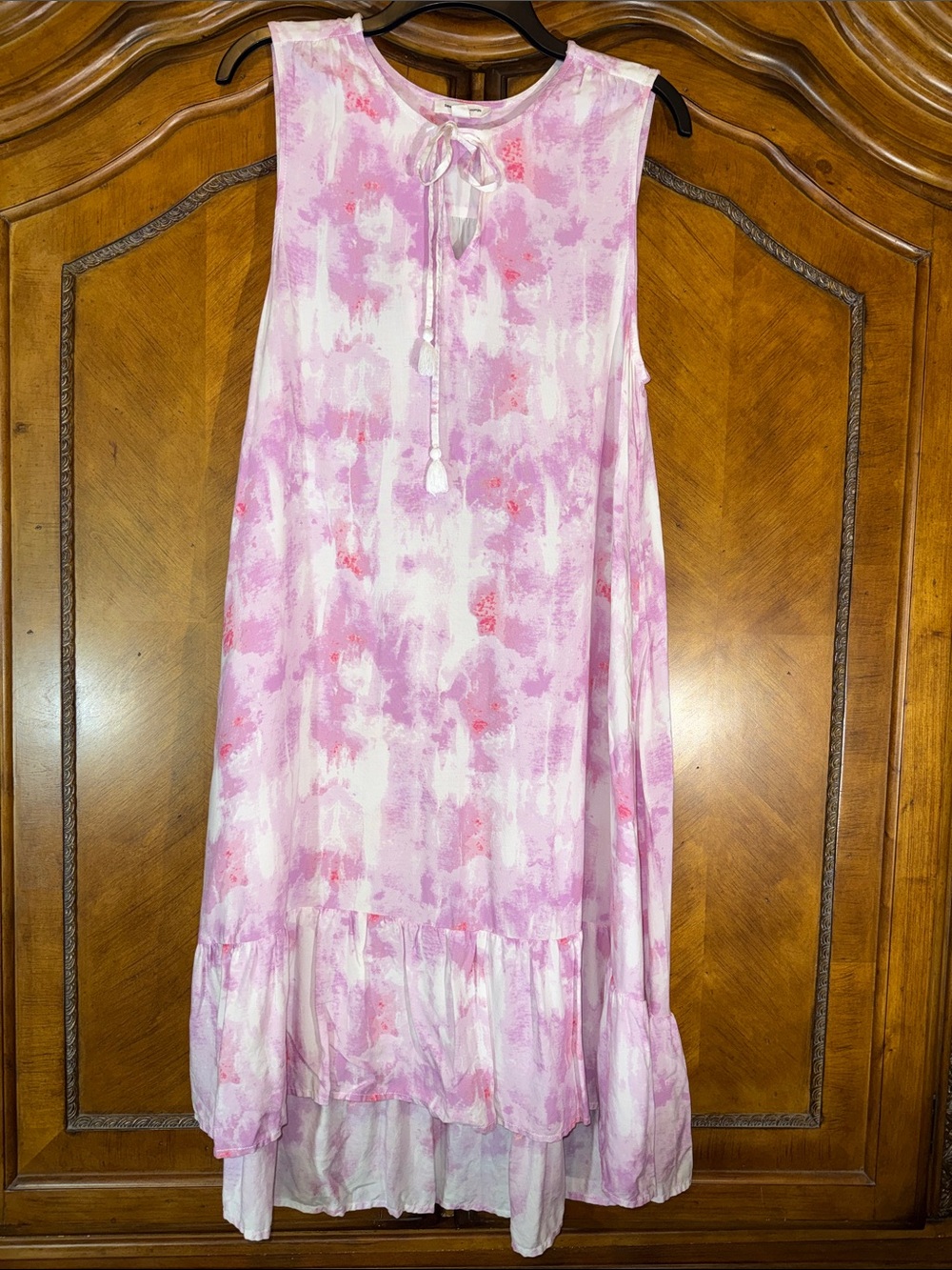 beachlunchlounge Pink & White Tie-Dye Midi Dress